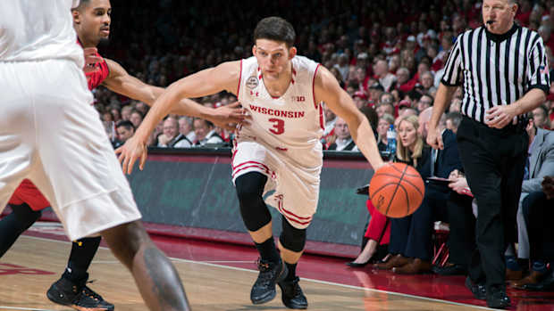 zak-showalter-top.jpg